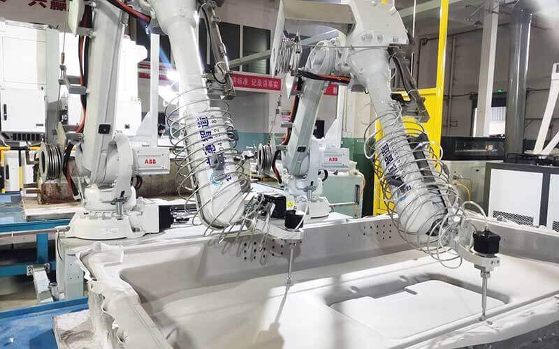 ABB-waterjet-robot-cutter-1.jpg