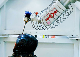 How to cut helmet with robotic waterjet machine ?